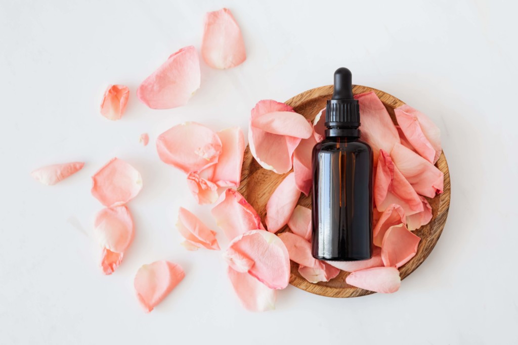Huile essentielle de rose